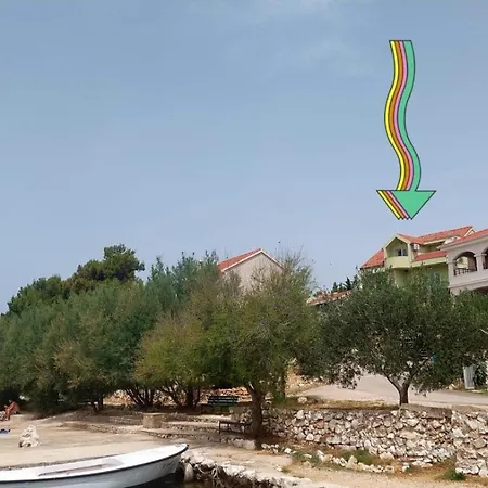 In Zaboric With Sea View, Balcony, Air Conditioning, Wifi 5177-4 * Šibenik