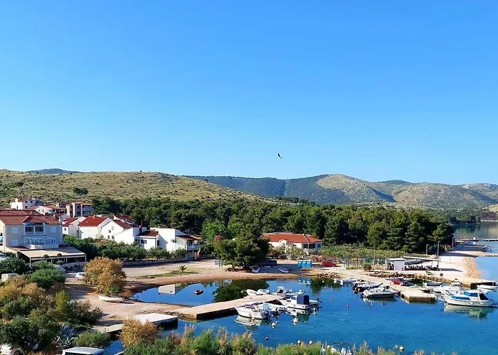 Appartement In Zaboric With Sea View, Balcony, Air Conditioning, Wifi 5177-4 Šibenik